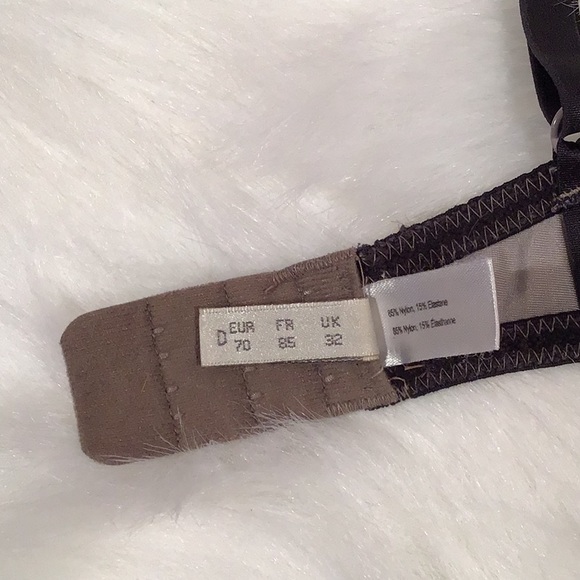 CHANGE 32 D - Picture 5 of 5